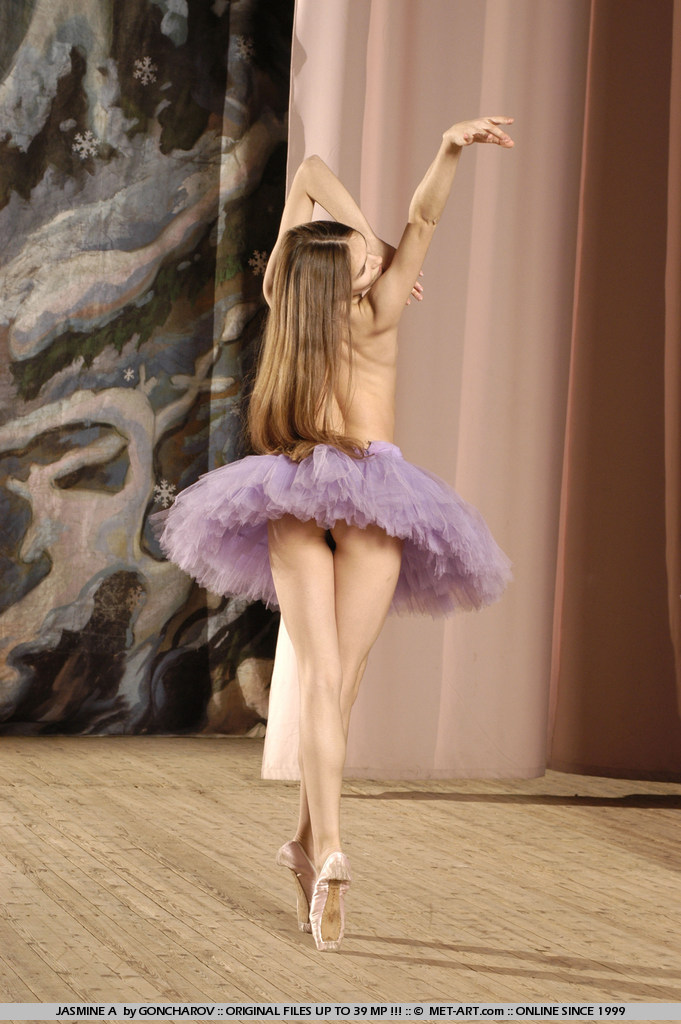 Jasmine A in Ballet Rehearsal Part 2 photo 20 of 21
